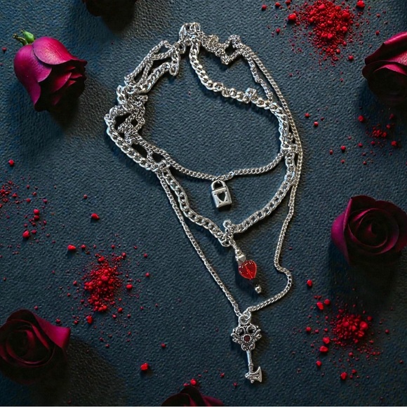 Layered Gothic Heart Lock and Key Pendant Necklace - Picture 10 of 16